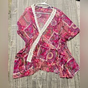 Bohemian Pink Floral Kimono with Lace Trim